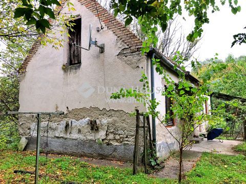 Eladó Ház, Komárom-Esztergom megye, Dunaalmás - Tómelléki utca szomszédságában 