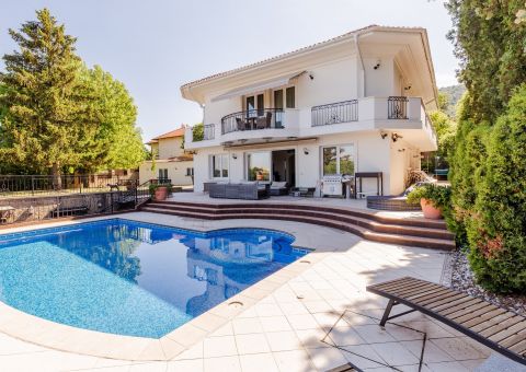 Kiadó Ház 1037 Budapest 3. kerület 