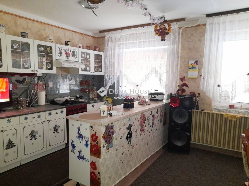 2100 Gödöllő , Gödöllő Báthory I. u. 44. — 1/22