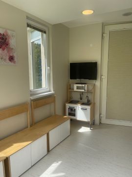 Eladó Üzlethelyiség 1029 Budapest 2. kerület HŰVÖSVÖLGY-ÜZLETHÁZ