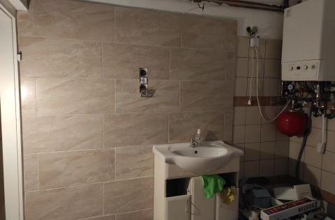 Eladó Ház 2677 Herencsény Dombok között, főút mellett