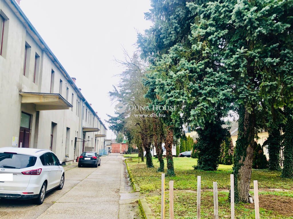 8800 Nagykanizsa , Belváros közeli — 1/30