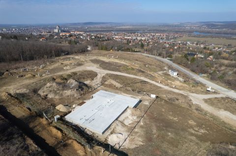 Eladó Lakás 2500 Esztergom 