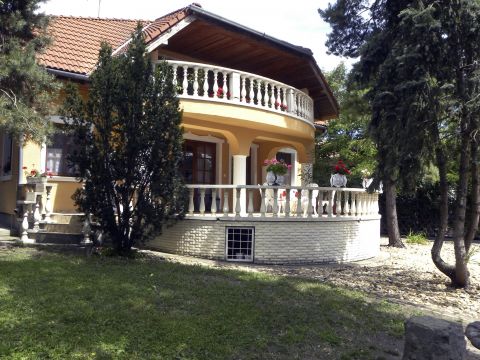 Eladó Ház 2310 Szigetszentmiklós , Ráckevei-Duna közeli