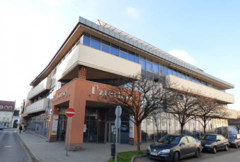 Eladó Üzlethelyiség 8900 Zalaegerszeg 