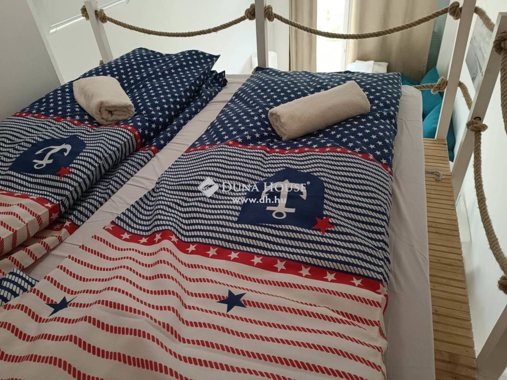 8600 Siófok , Kiadó 40nm bútorozott lakás+ 20 nm terasz, autóbeálló — 1/17