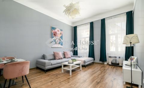 Eladó Lakás, Budapest 7. kerület - Központi helyen eladó nappali + 2 szobás, igényesen felújított ingatlan 