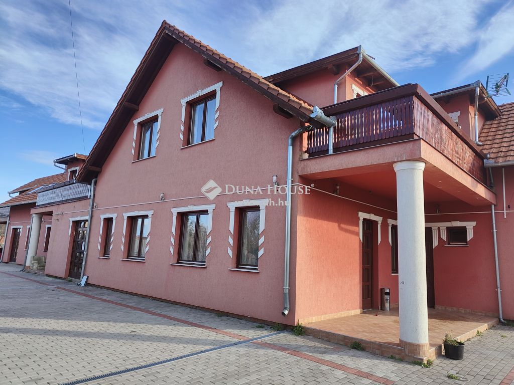 6076 Ágasegyháza , Ágasegyháza — 1/28