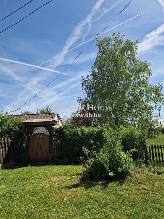 8646 Balatonfenyves — 1/22