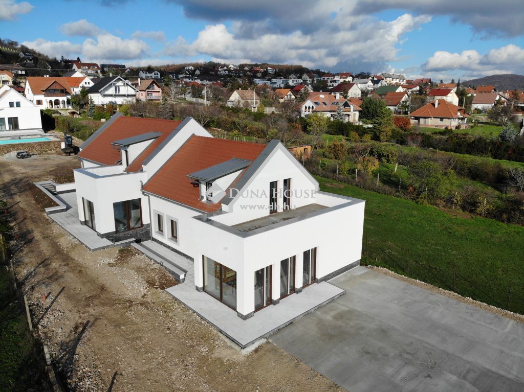 8230 Balatonfüred , Balatonfüred csendes része — 1/7