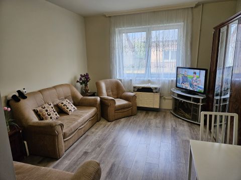 Eladó Lakás 1182 Budapest 18. kerület , Kis tégla lakás a 18. kerület legjobb részén