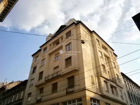 Eladó Lakás 1065 Budapest 6. kerület , Airbnb engedélyes társasházban 