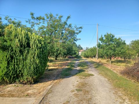 Eladó Telek 9011 Győr , Győrszentiván Kertváros