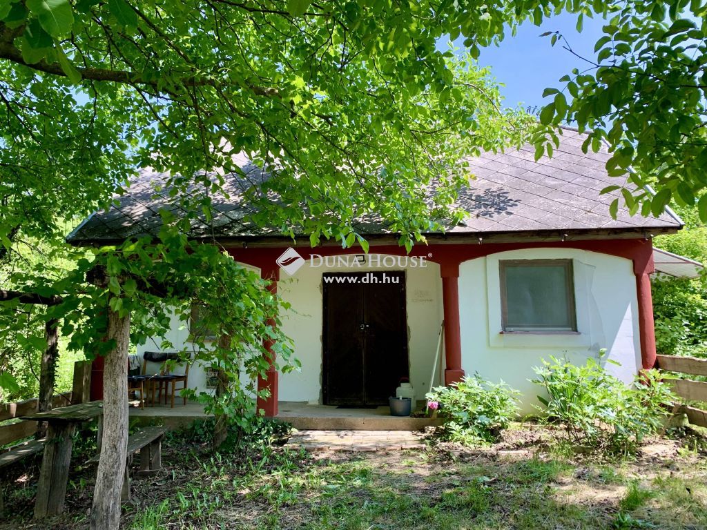 7099 Felsőnyék , Nyugodt környezet — 1/11