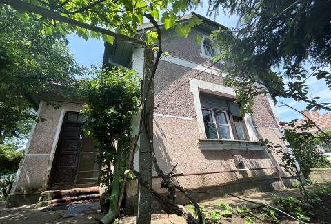Eladó Ház 4063 Debrecen , Nagymacs rendezett utcájában