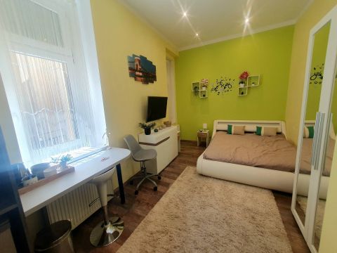 Kiadó Lakás 1064 Budapest 6. kerület 