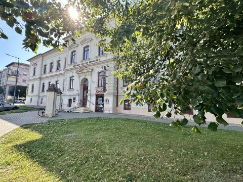 Eladó Iroda 9700 Szombathely , Pelikán Palace Irodaház