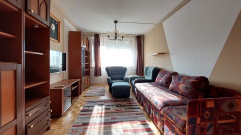 Kiadó Lakás 1035 Budapest 3. kerület , NEM a Szentendrei útra néző, 3 egész szobás kiadó lakás
