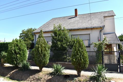 Eladó Ház 9545 Jánosháza 