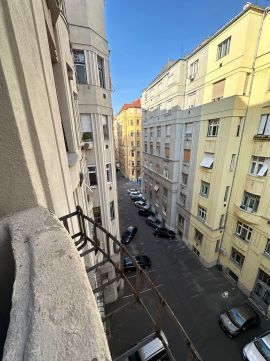 Eladó Lakás 1137 Budapest 13. kerület , Új Lipótvárosban, Dunai Rakparton 2 szoba hallos  lakás!!! 