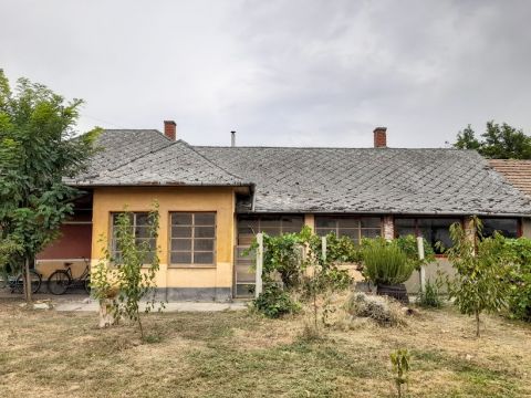 Eladó Ház 5525 Füzesgyarmat 