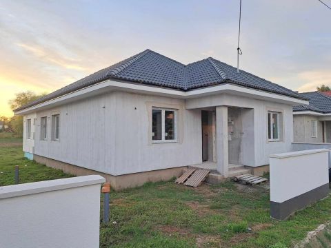Eladó Ház 4482 Kótaj , Kótaj csendes utcájában