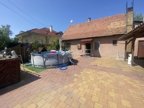 Eladó Ház 1188 Budapest 18. kerület , Újpéteritelep