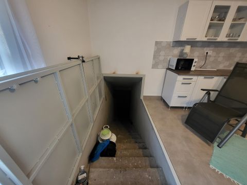 Eladó Ház 8130 Enying Zártkerti ingatlan Enyingen, a Balaton szomszédságában