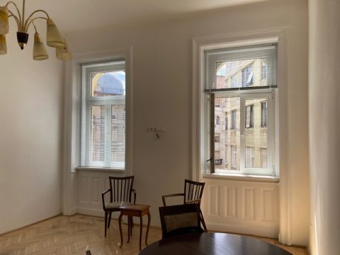 Kiadó Lakás 1081 Budapest 8. kerület 
