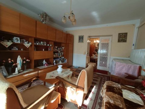 Eladó Ház 6066 Tiszaalpár Tiszaalpár központjában, 3,5 szobás családi ház eladó
