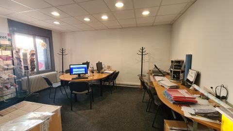 Eladó Üzlethelyiség 9400 Sopron , Várkerület 15.