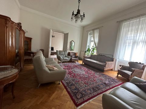 Kiadó Lakás 1056 Budapest 5. kerület 