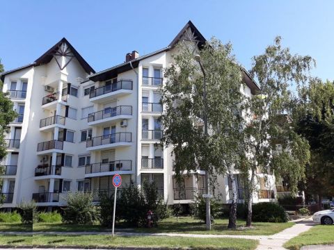 Eladó Lakás 8600 Siófok , 8600 Siófok, Központhoz közeli Belváros