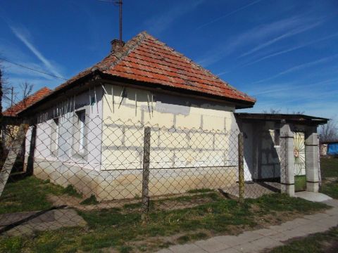 Eladó Ház 2116 Zsámbok 2116 Zsámbok, Csendes utcában