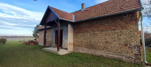 Eladó Ház 8932 Zalaistvánd , Zalaegerszegtől 17km-re, Zalaistvándon eladó kisebb alapterületű felújítandó családiház