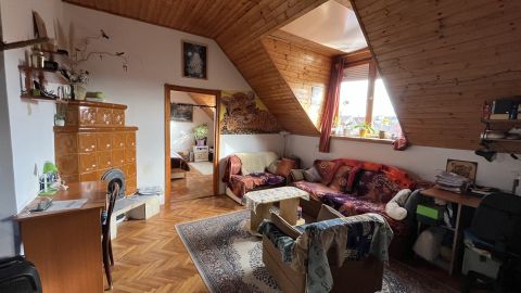 Eladó Ház 8624 Balatonszárszó , Csendes, családias környezetben lakás eladó
