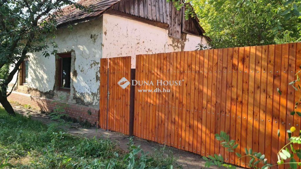 5900 Orosháza , Orosházán a Szentesi úton Gyopárosfürdö mellett eladó egy 1423 m2 telek egy kis házzal. — 1/7