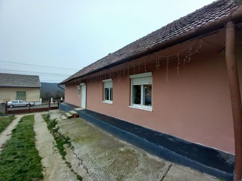 Eladó Ház 7347 Egyházaskozár 