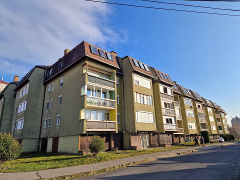 Eladó Lakás 8360 Keszthely 