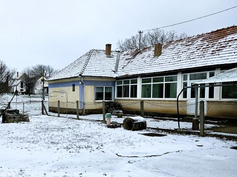 Eladó Ház 7726 Véménd 