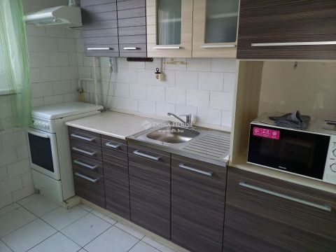 Kiadó Lakás 3580 Tiszaújváros 