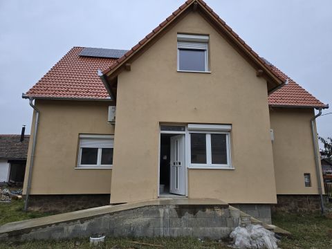 Eladó Ház 7671 Aranyosgadány 