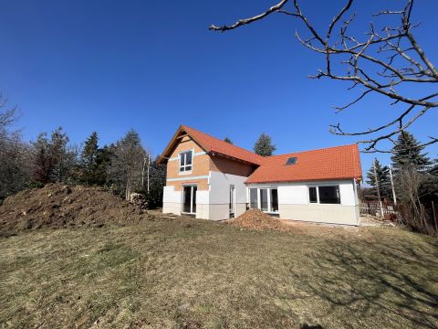 Eladó Ház 2094 Nagykovácsi , Nagykovácsiban eladó modern, energiatakarékos családi ház