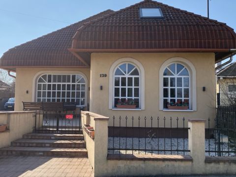 Eladó Ház 2225 Üllő 