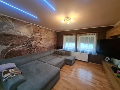Eladó Ház 8651 Balatonszabadi újszerű, egyszintes, modern, tökéletes elosztású családi ház