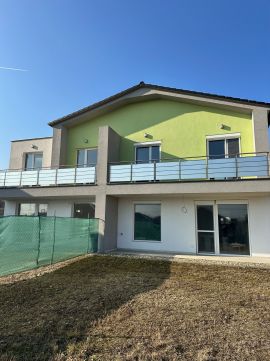 Eladó Ház 1239 Budapest 23. kerület 23. kerület Orbánhegyen eladó ikerház fél vagy mindkettő