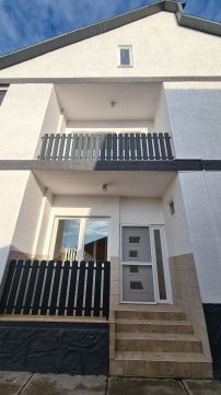 Eladó Ház 3016 Boldog , Városközpont szomszédsága