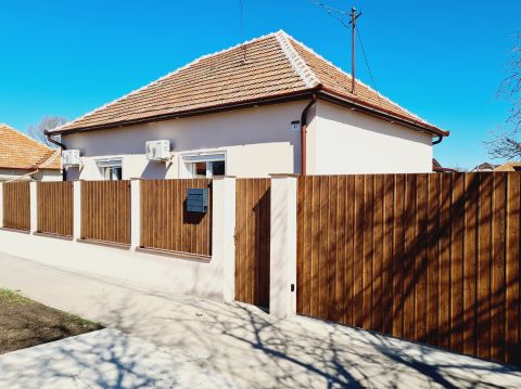 Eladó Ház 5600 Békéscsaba 