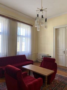 Eladó Lakás 6000 Kecskemét , Kecskemét, belvárosi lakás garázzsal eladó !