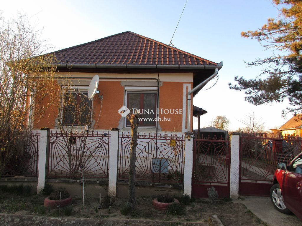 4641 Mezőladány — 1/54
